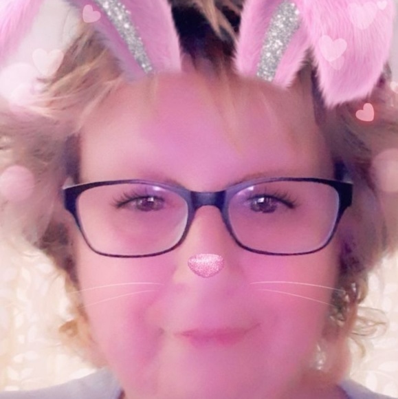 Meet your Posher, Cindy - Picture 1 of 1